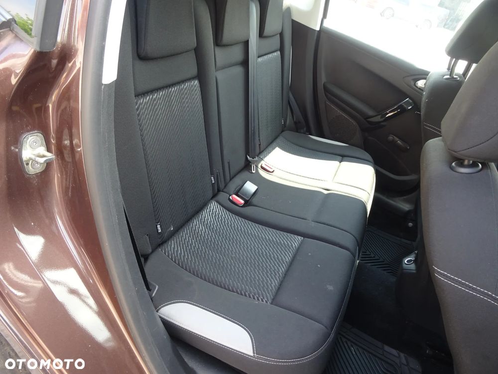 Peugeot 2008 1.2 Pure Tech Active EU6 - 14