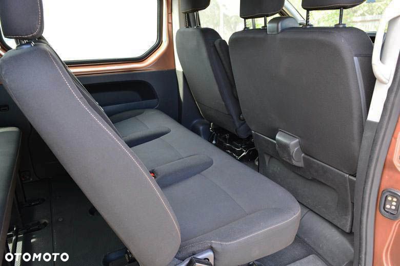 Renault Trafic Grand 1.6 dCi - 28