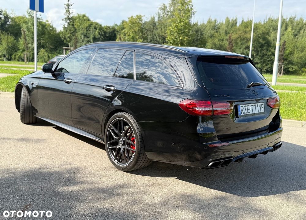 Mercedes-Benz Klasa E AMG 63 S 4-Matic+ - 4