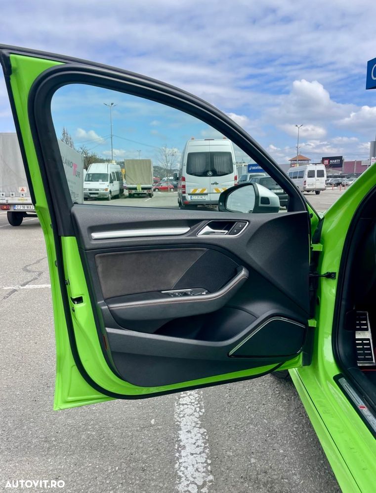 Audi RS3 - 30
