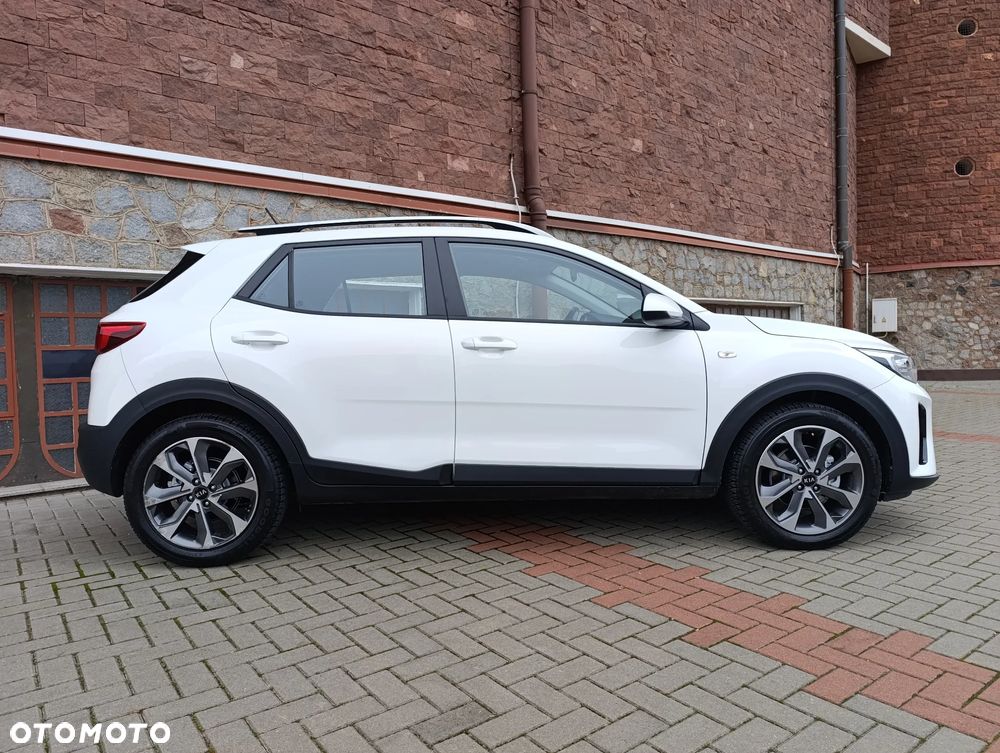Kia Stonic 1.4 L - 17