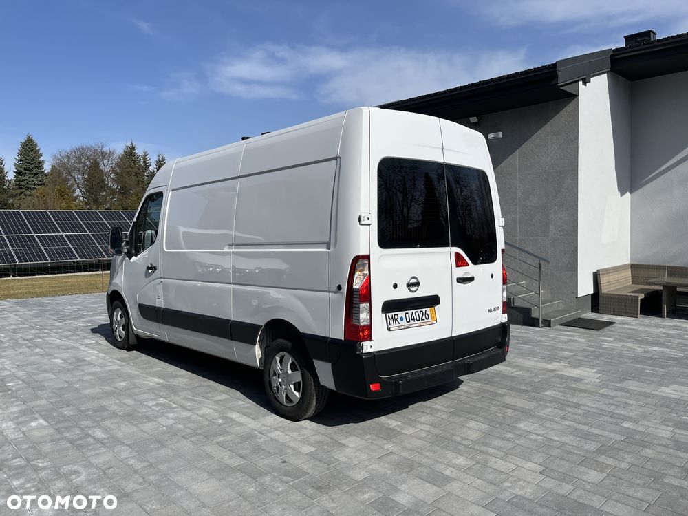 Nissan NV400 - 4