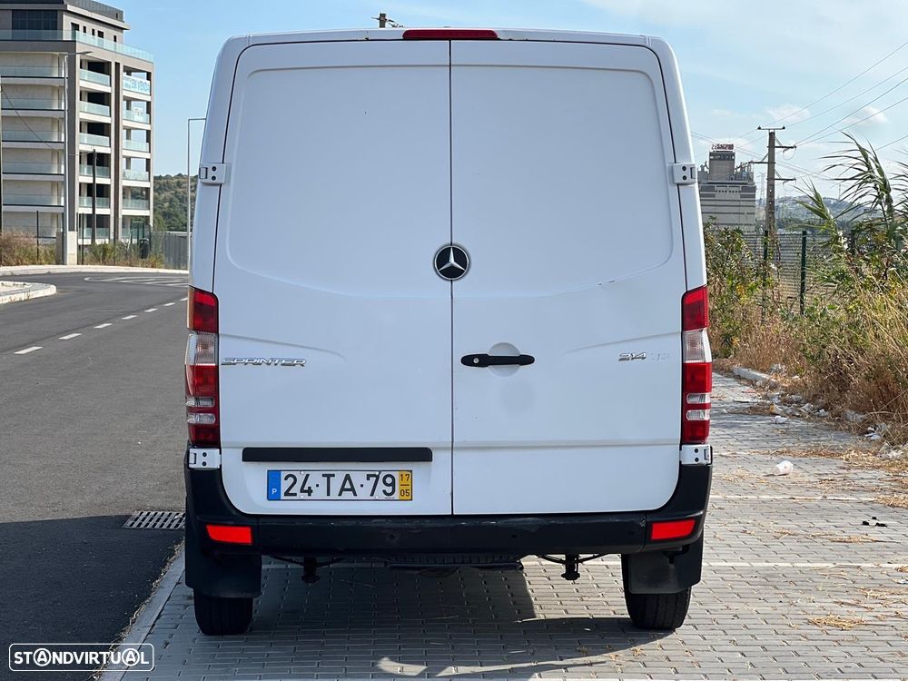 Mercedes-Benz 214 - 4