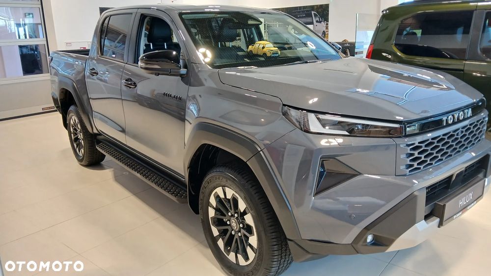 Toyota Hilux 2.8 D-4D mHEV Double Cab Executive 4x4 - 2