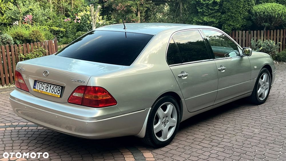 Lexus LS - 18