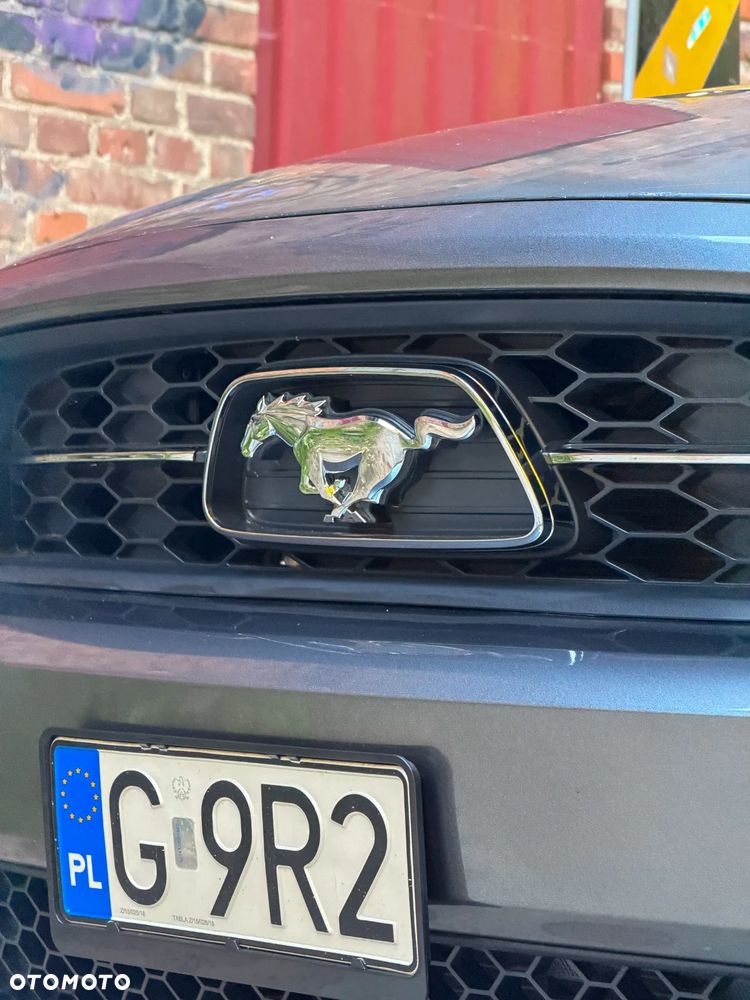 Ford Mustang 3.7 V6 Premium - 17