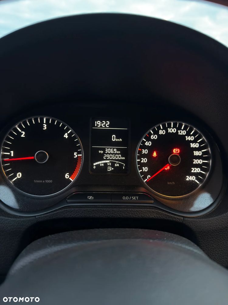 Volkswagen Polo - 21