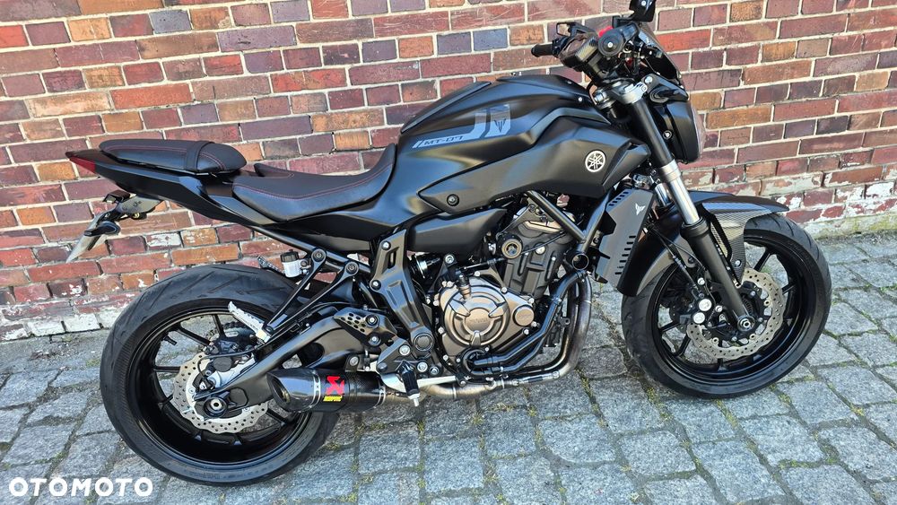 Yamaha MT - 24