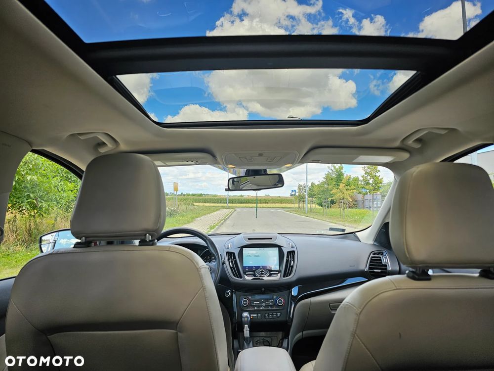 Ford Escape 2.0 EcoBoost AWD Titanium - 26