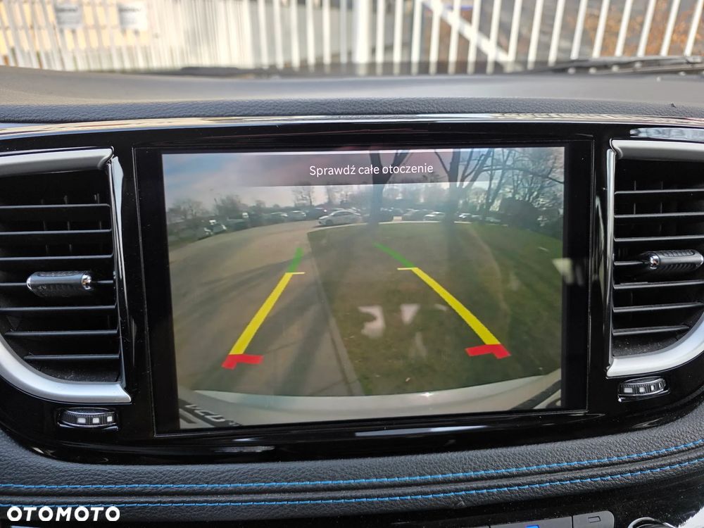 Chrysler Pacifica - 14