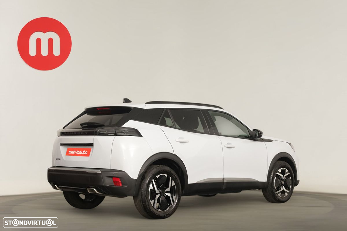 Peugeot 2008 1.2 PureTech Allure EAT8 - 4