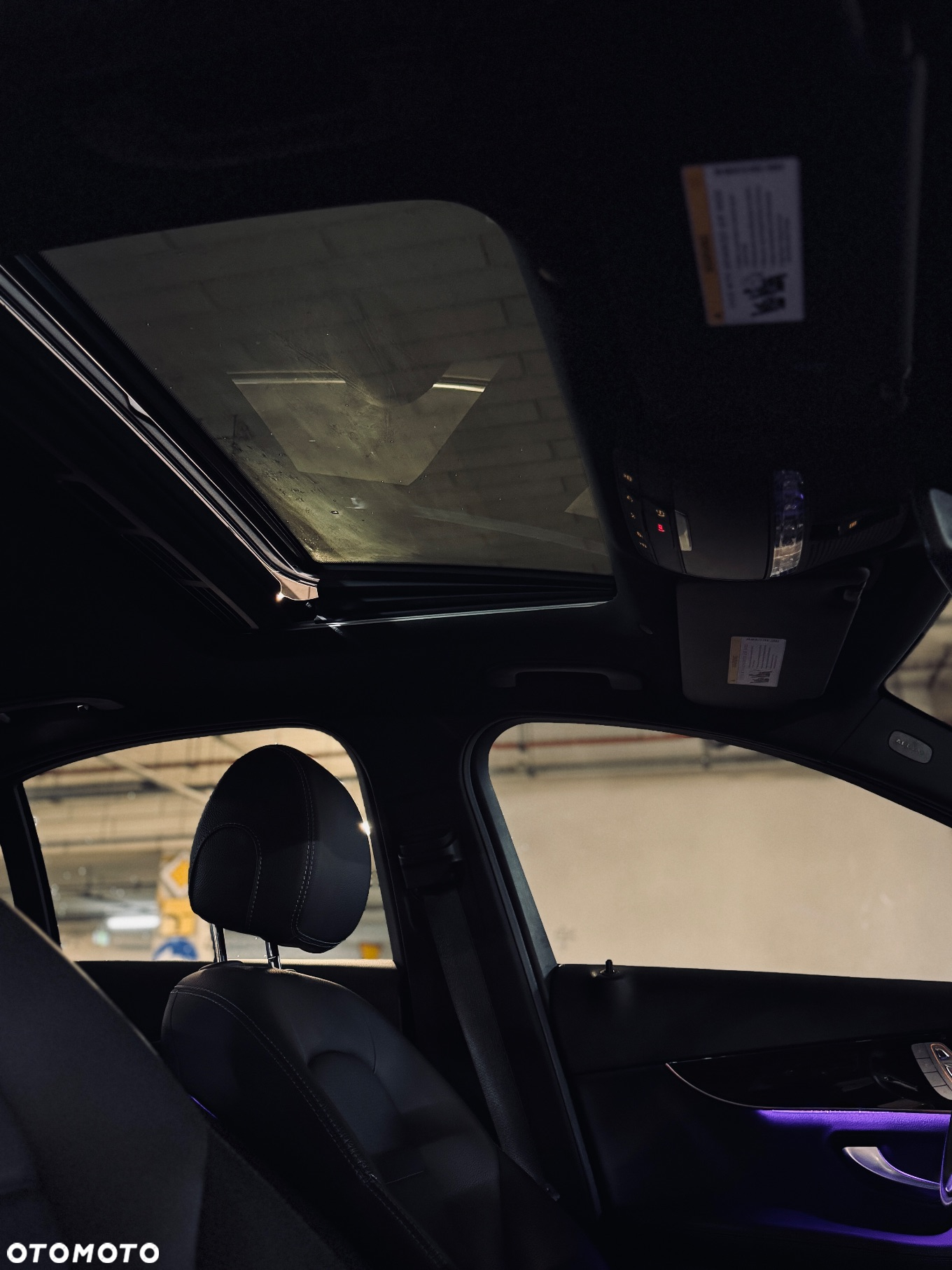 Mercedes-Benz Klasa C 300 9G-TRONIC - 21