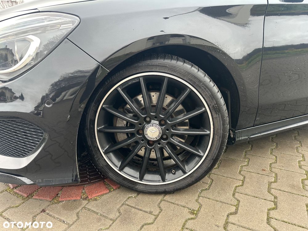 Mercedes-Benz CLA 220 d 7G-DCT AMG Line - 3