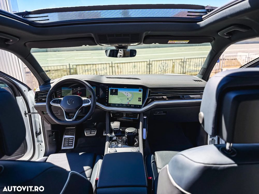 Volkswagen Touareg V6 TDI 4MOTION R-Line - 25
