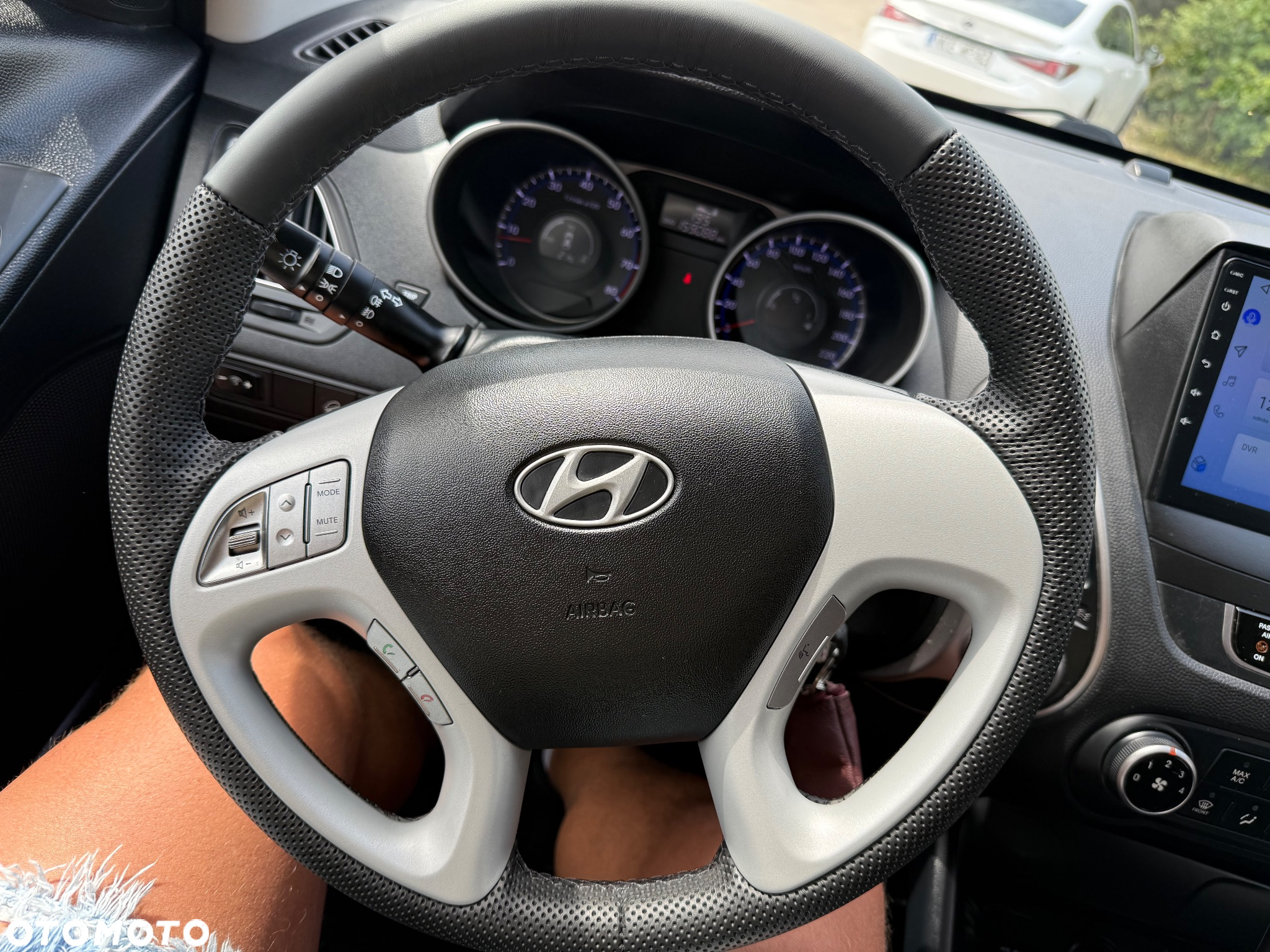 Hyundai ix35 1.6 2WD Fifa World Cup Edition - 8