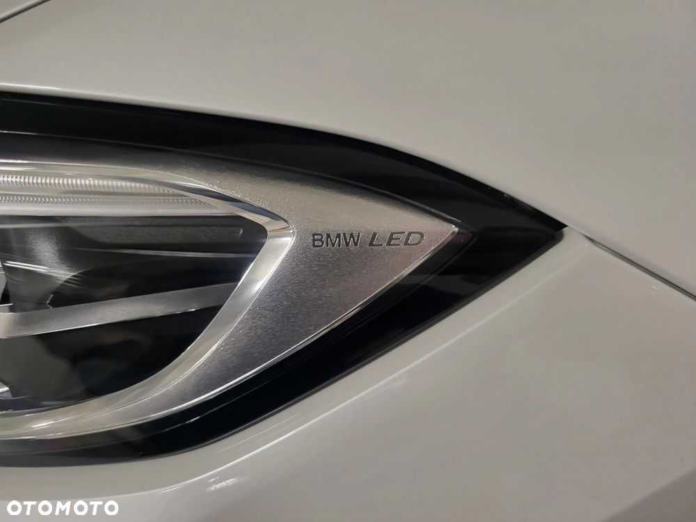 BMW Seria 3 320d xDrive Advantage - 15