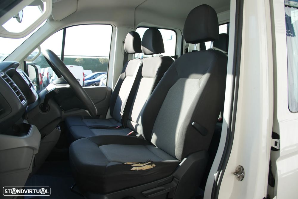 VW Crafter 7Lugares 2.0TDI 140cv - 7