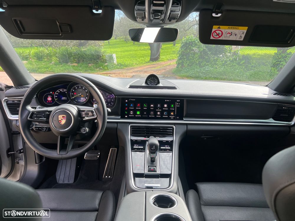 Porsche Panamera 4 E-Hybrid Platinum Edition com PDLS - 38