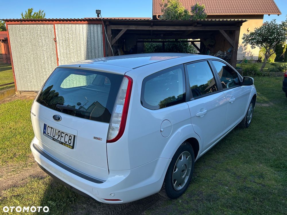 Ford Focus 1.6 TDCi Ambiente - 4