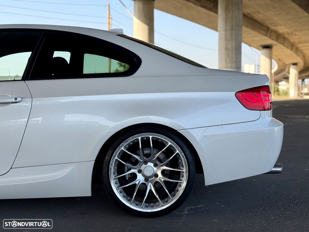 BMW 320 d Coupe Edição M Auto - 3