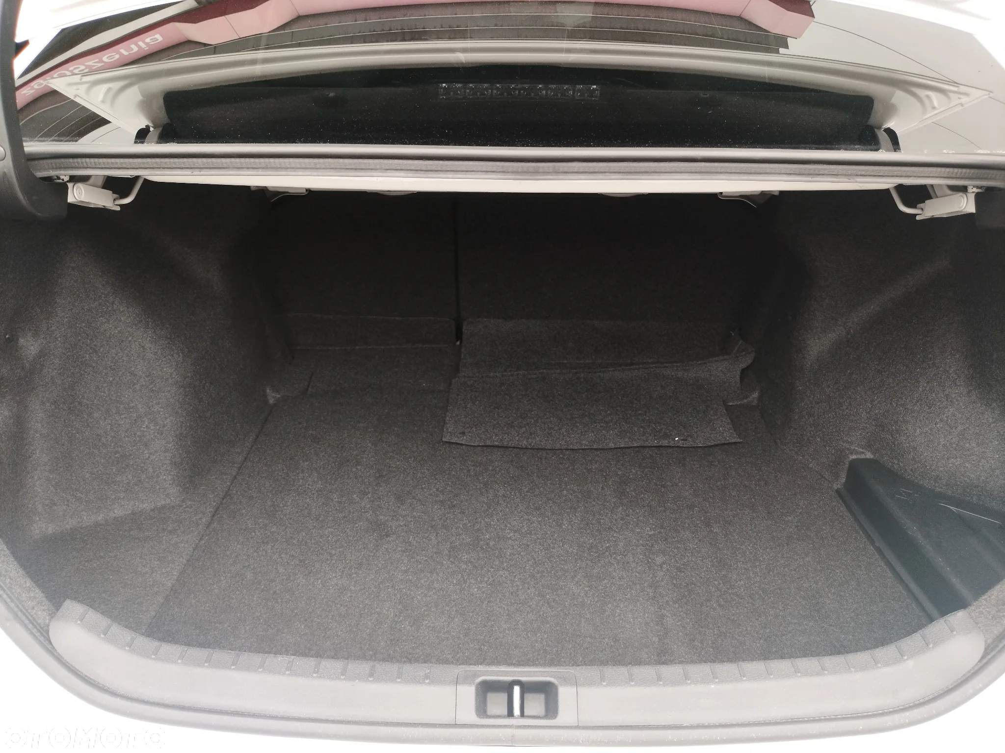 Toyota Corolla 1.6 Comfort MS - 17