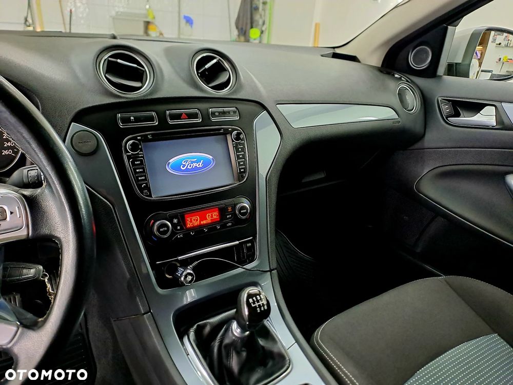 Ford Mondeo 2.0 TDCi Titanium - 9