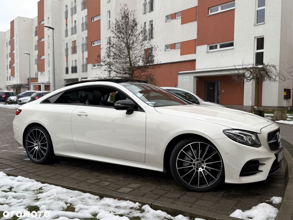 Mercedes-Benz Klasa E 220 d 4-Matic 9G-TRONIC - 10