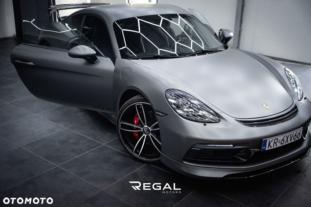 Porsche 718 Cayman - 4