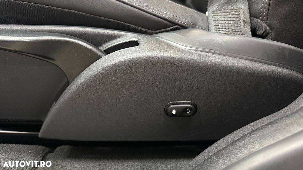 Volvo XC 60 D4 Momentum - 26