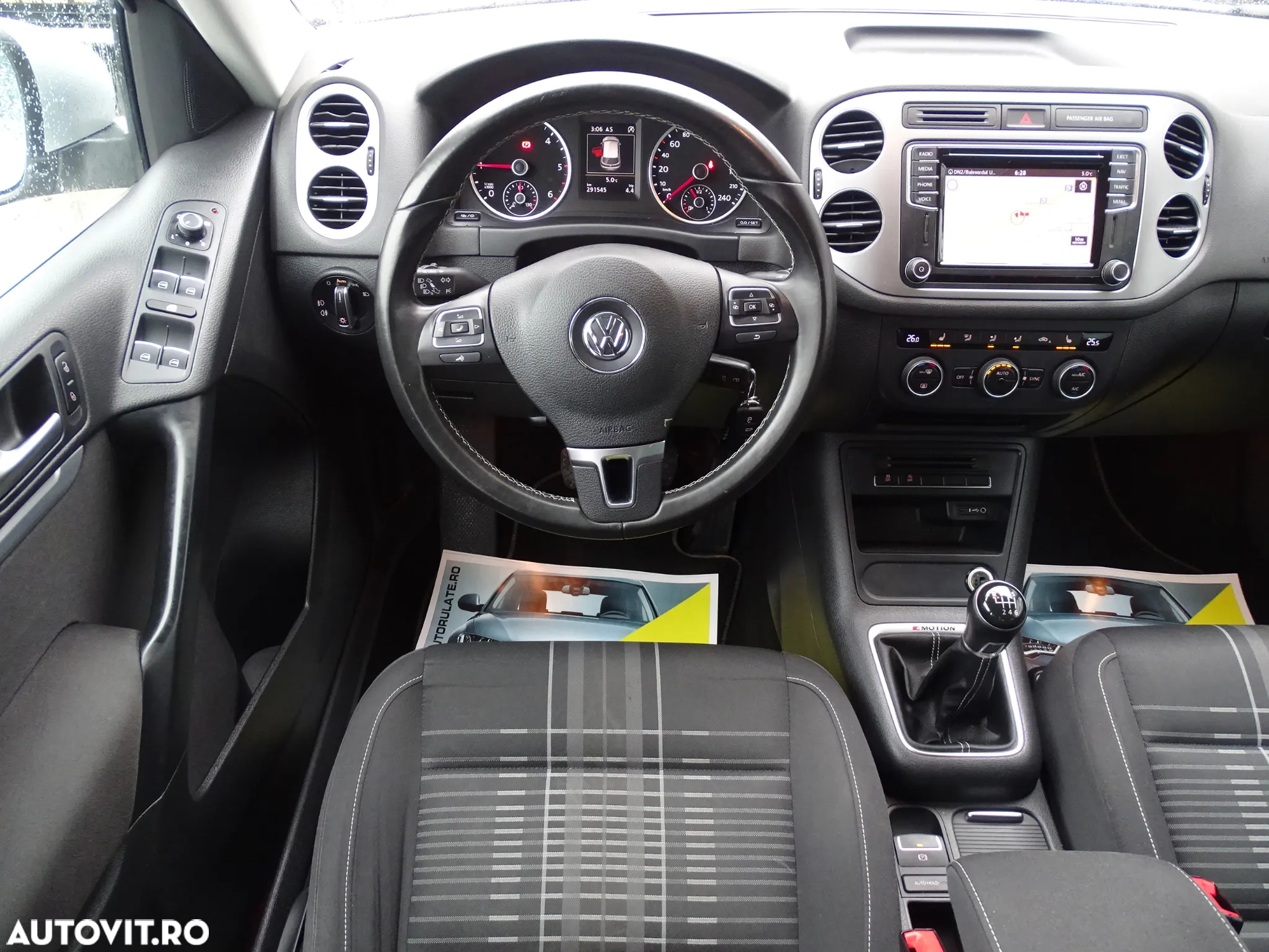 Volkswagen Tiguan 2.0 TDI SCR 4MOTION BlueMotion Technology Lounge Sport & Style - 11