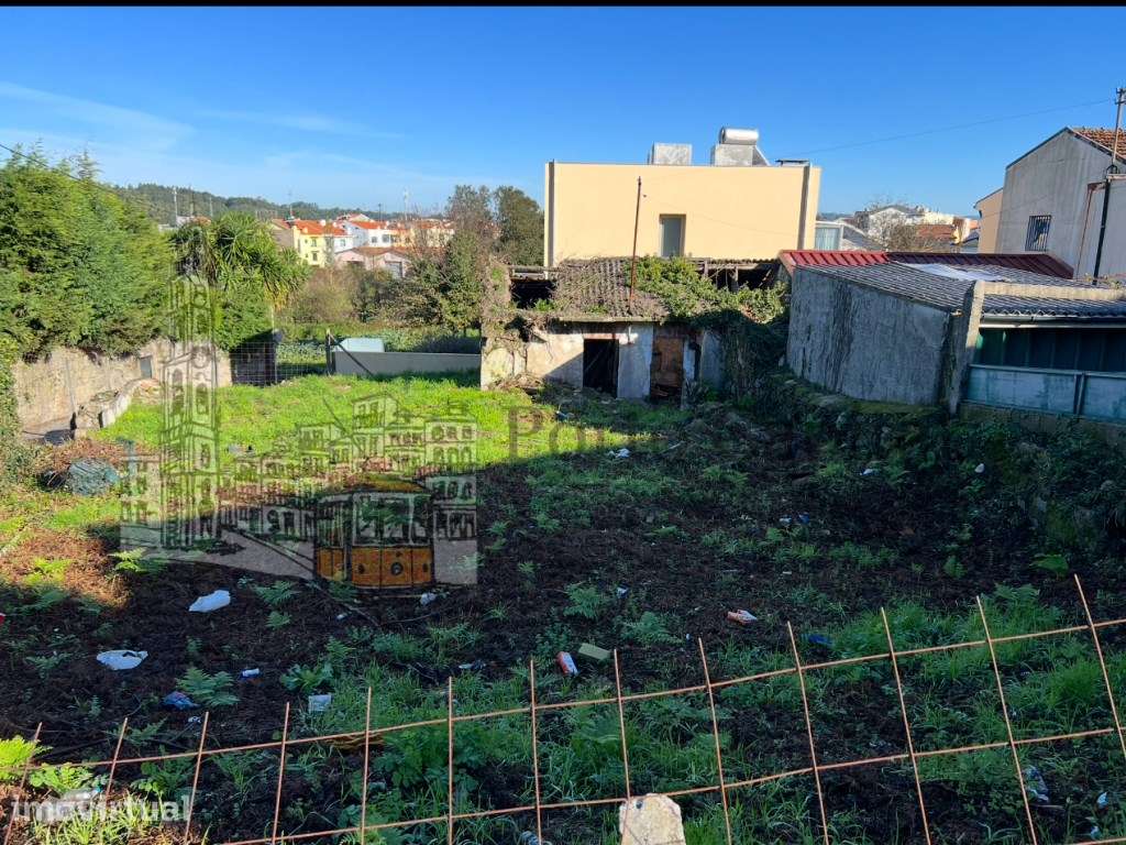 Venda de terreno em Águas Santas . - Grande imagem: 4/29