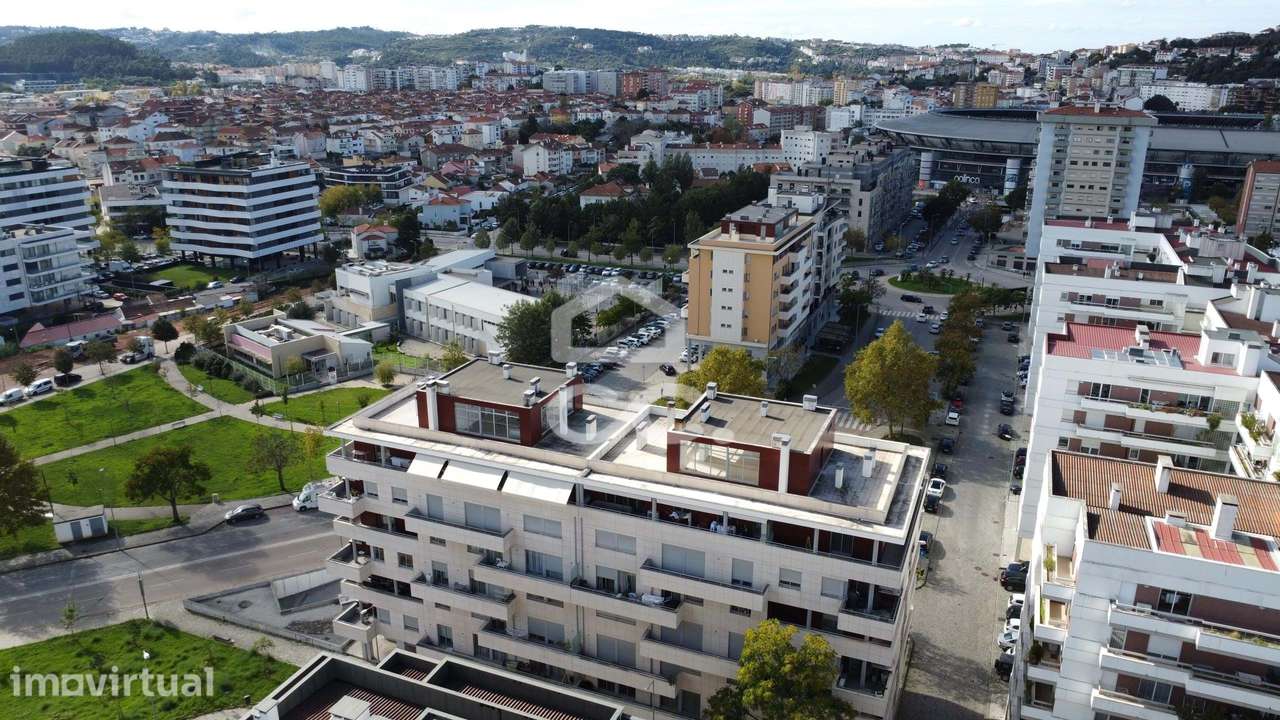 Apartamento T2, para arrendamento com garagem dupla na Solum - Grande imagem: 3/16
