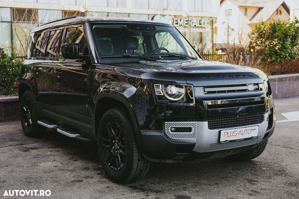 Land Rover Defender 110 2.0L D240 SE - 1