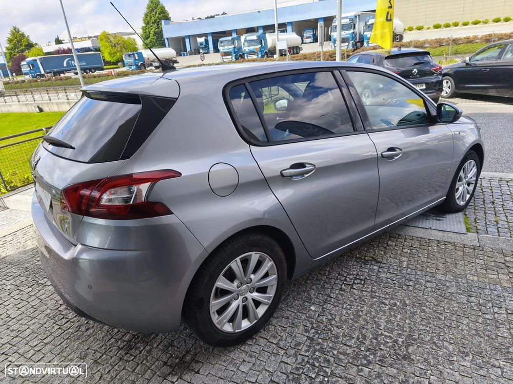 Peugeot 308 1.2 PureTech Style - 2
