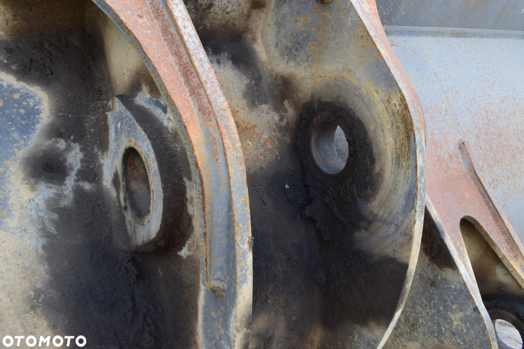 Łyżka ładowarkowa 4.4 m3 Volvo L180 3.2 m szer. - 23