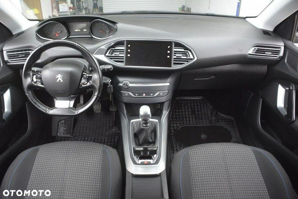 Peugeot 308 - 12