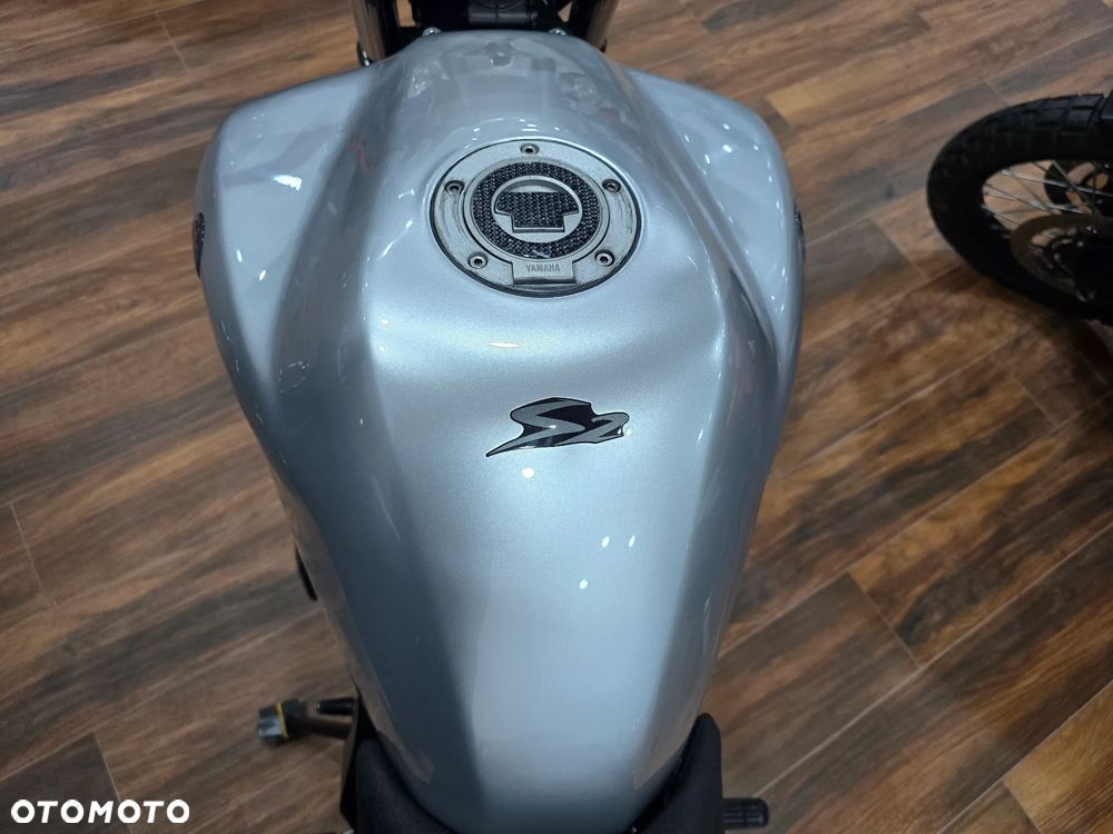 Yamaha FZ6 - 17