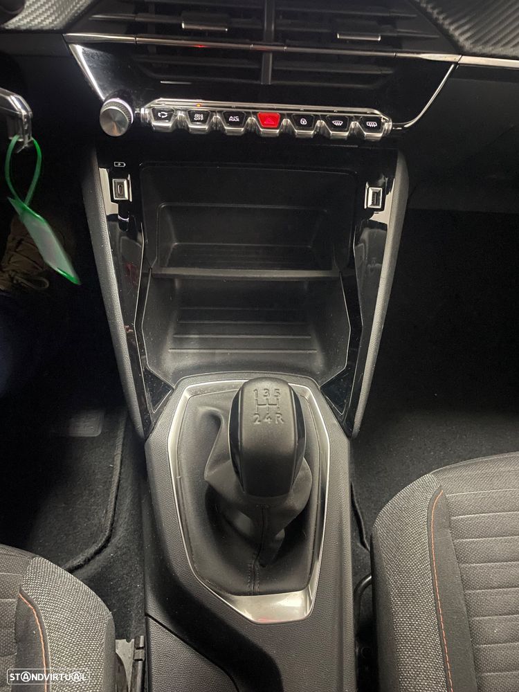 Peugeot 208 PureTech 75 Active Pack - 26