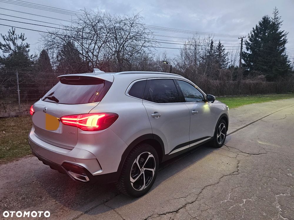 MG HS 1.5 T-GDI Exclusive DCT - 16