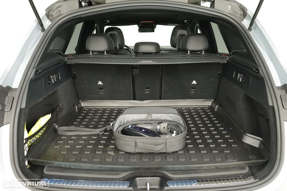 Mercedes-Benz GLC 300 de 4Matic 9G-TRONIC AMG Line Advanced - 26