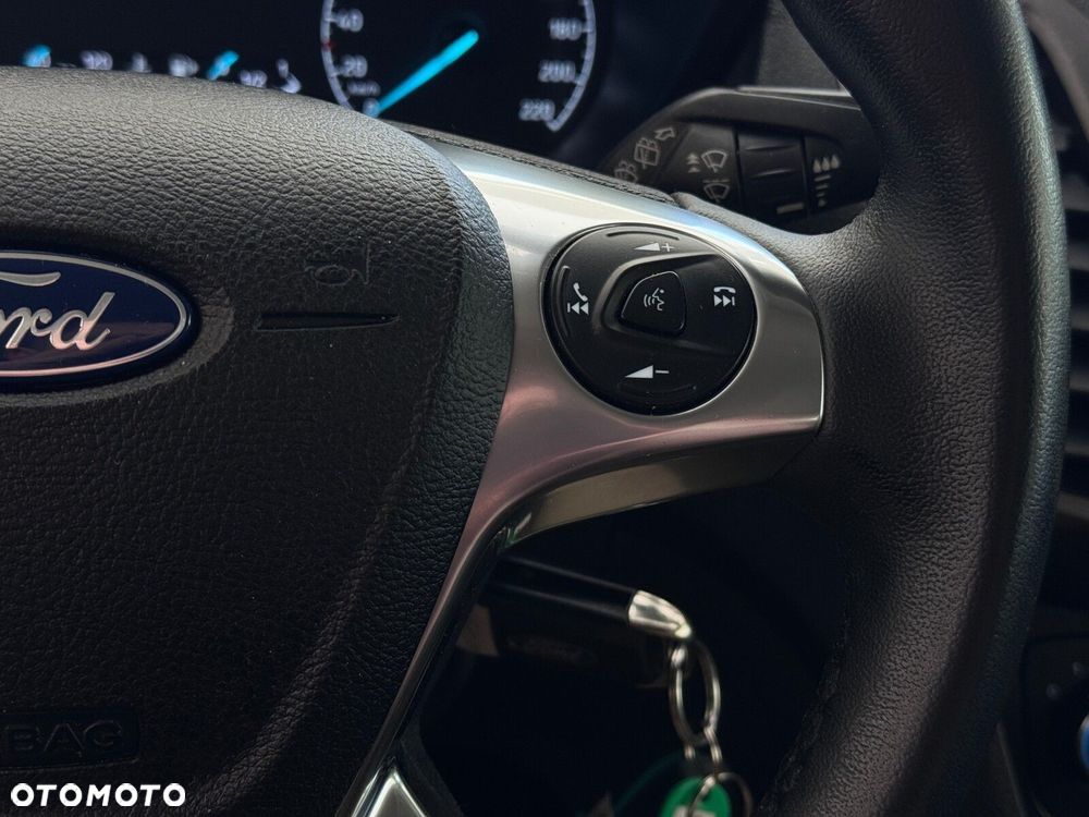 Ford Transit Connect - 23