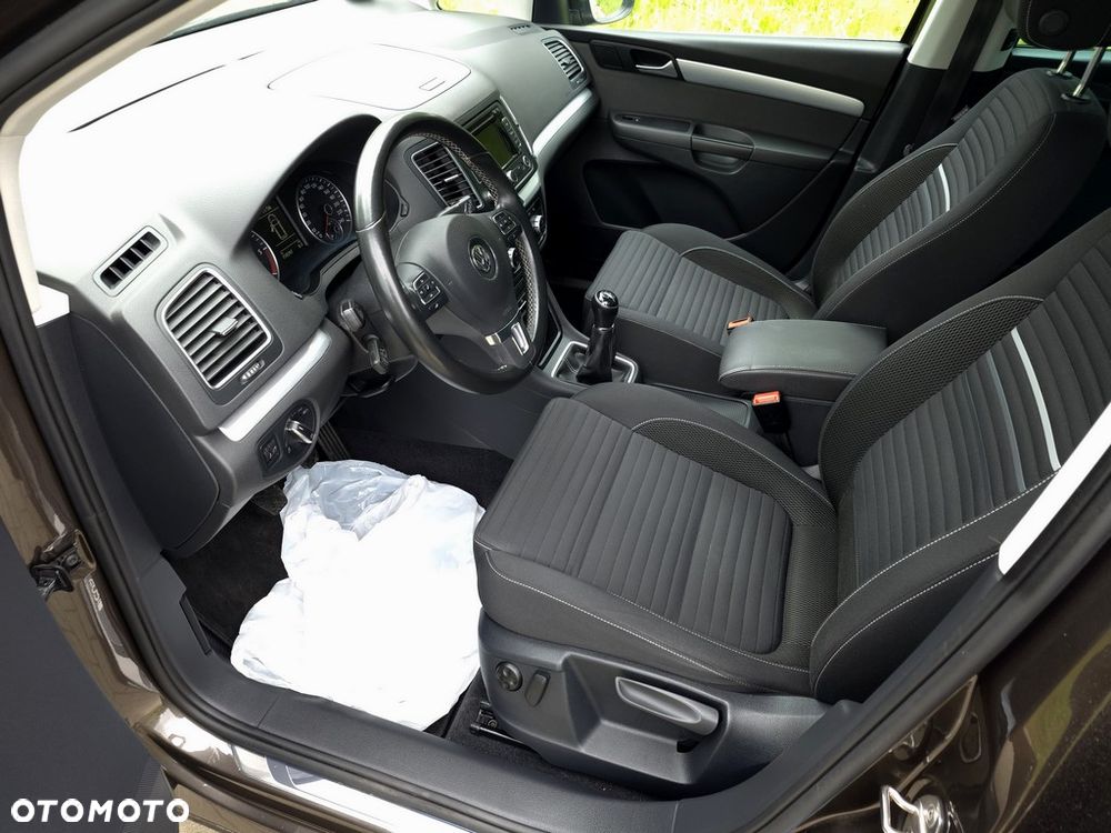 Volkswagen Sharan 2.0 TDI Highline - 9