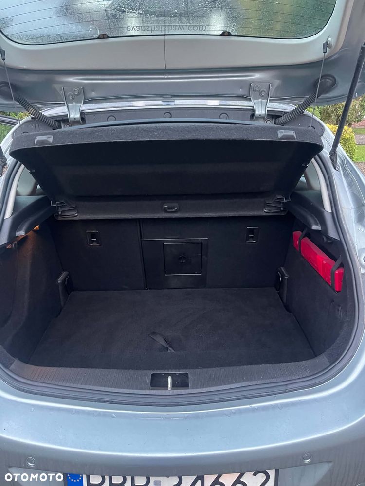 Opel Astra - 10