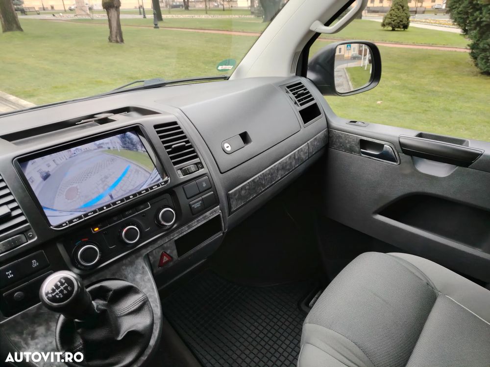 Volkswagen Multivan - 19