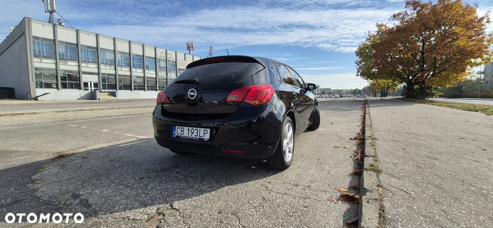 Opel Astra - 8
