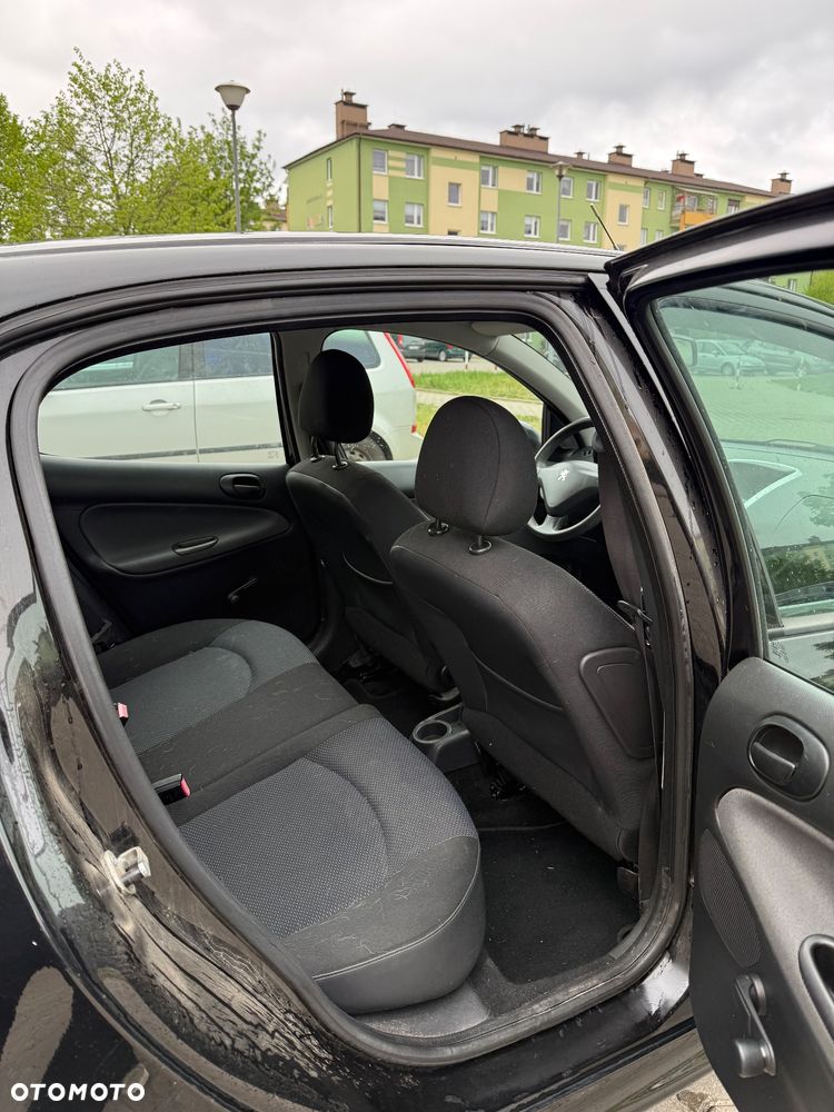 Peugeot 206 plus 1.1 Presence - 5