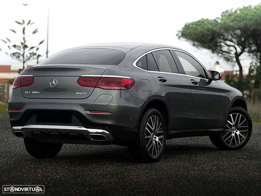 Mercedes-Benz GLC 300 e Coupé 4Matic - 4