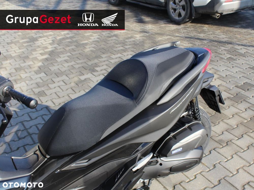 Honda NSS - 8