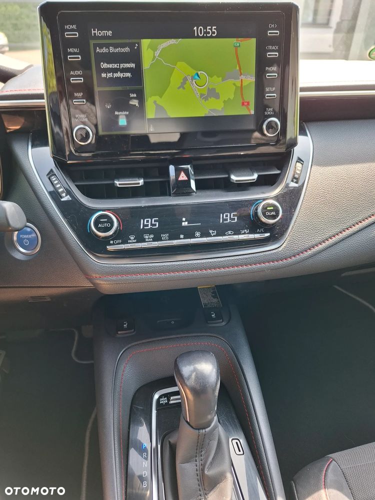 Toyota Corolla 1.8 Hybrid Selection - 9