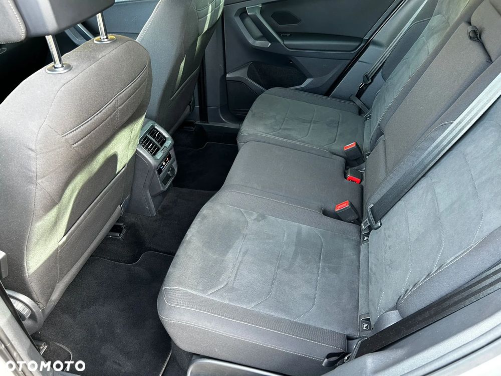 Volkswagen Tiguan 1.5 TSI EVO Elegance DSG - 31